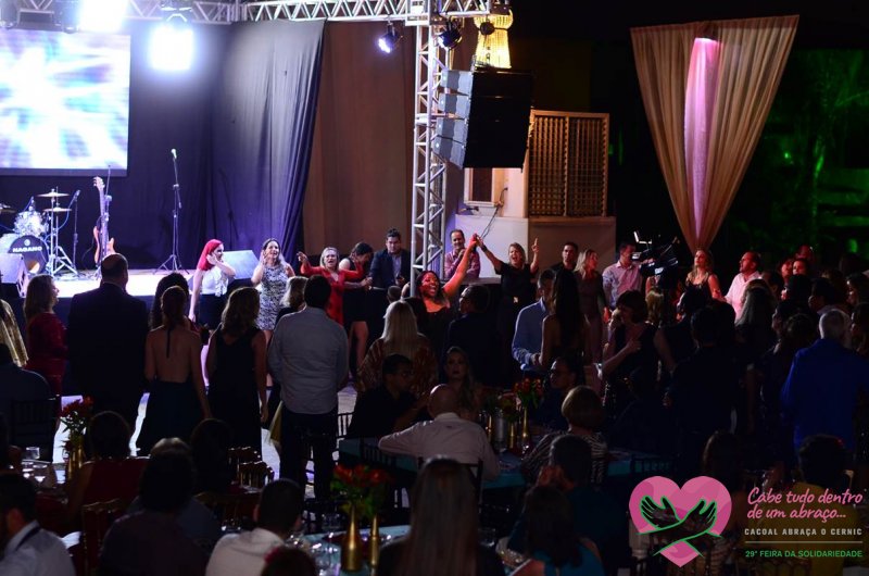 Jantar Show Cacoal Abraça o Cernic