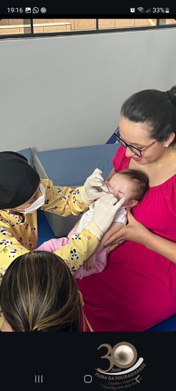 CERNIC realiza instalação de placas palatinas de memória em bebês com síndrome de Down.