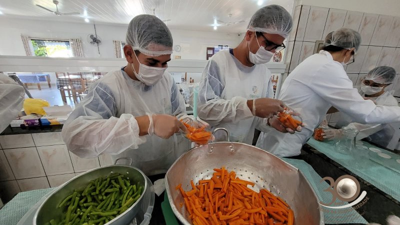 Cernic realiza mini curso de conservas em pote